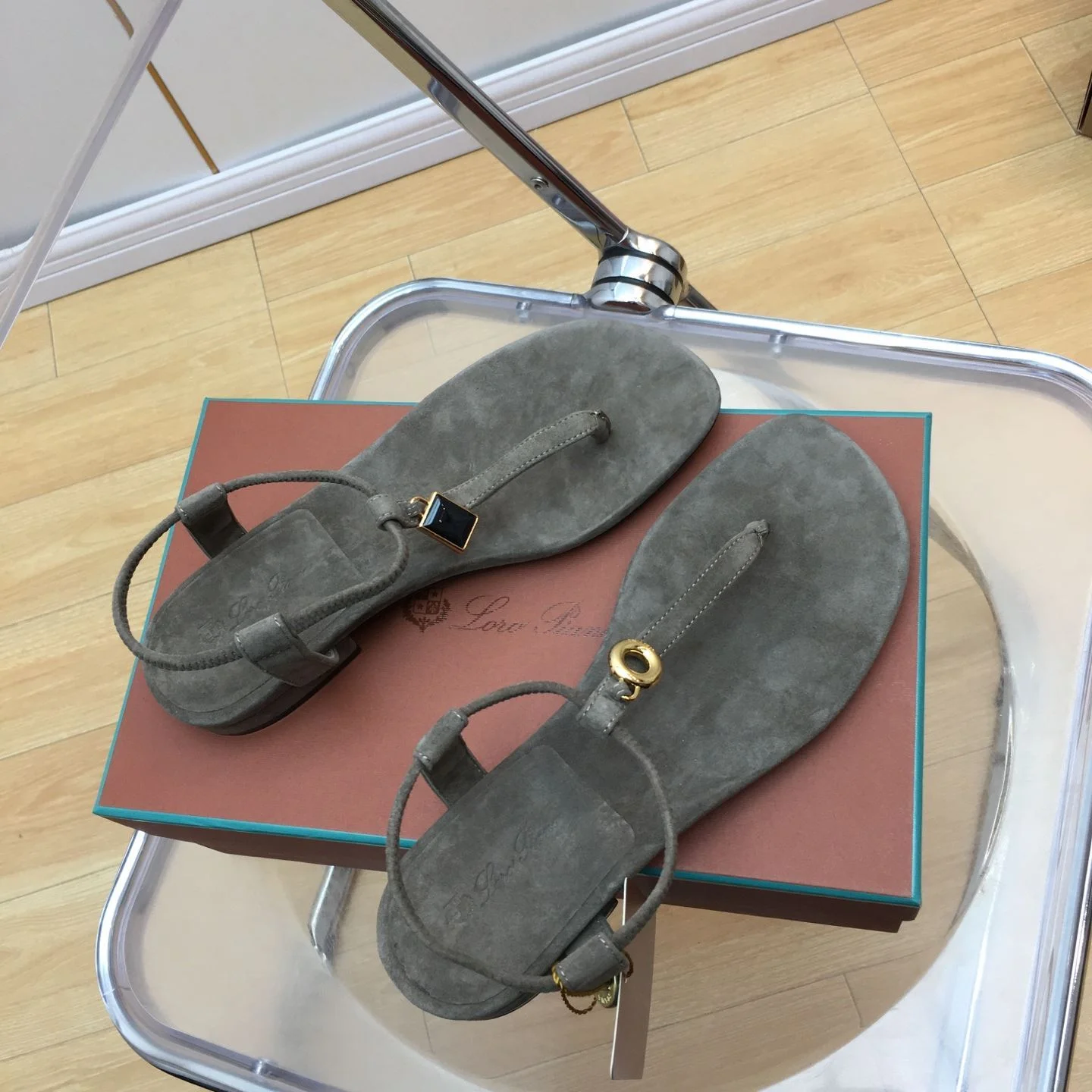 Supportive Loro Piana Sandals 6229