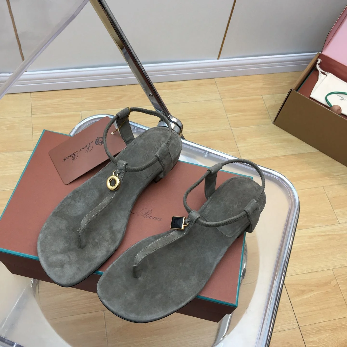 Supportive Loro Piana Sandals 6229