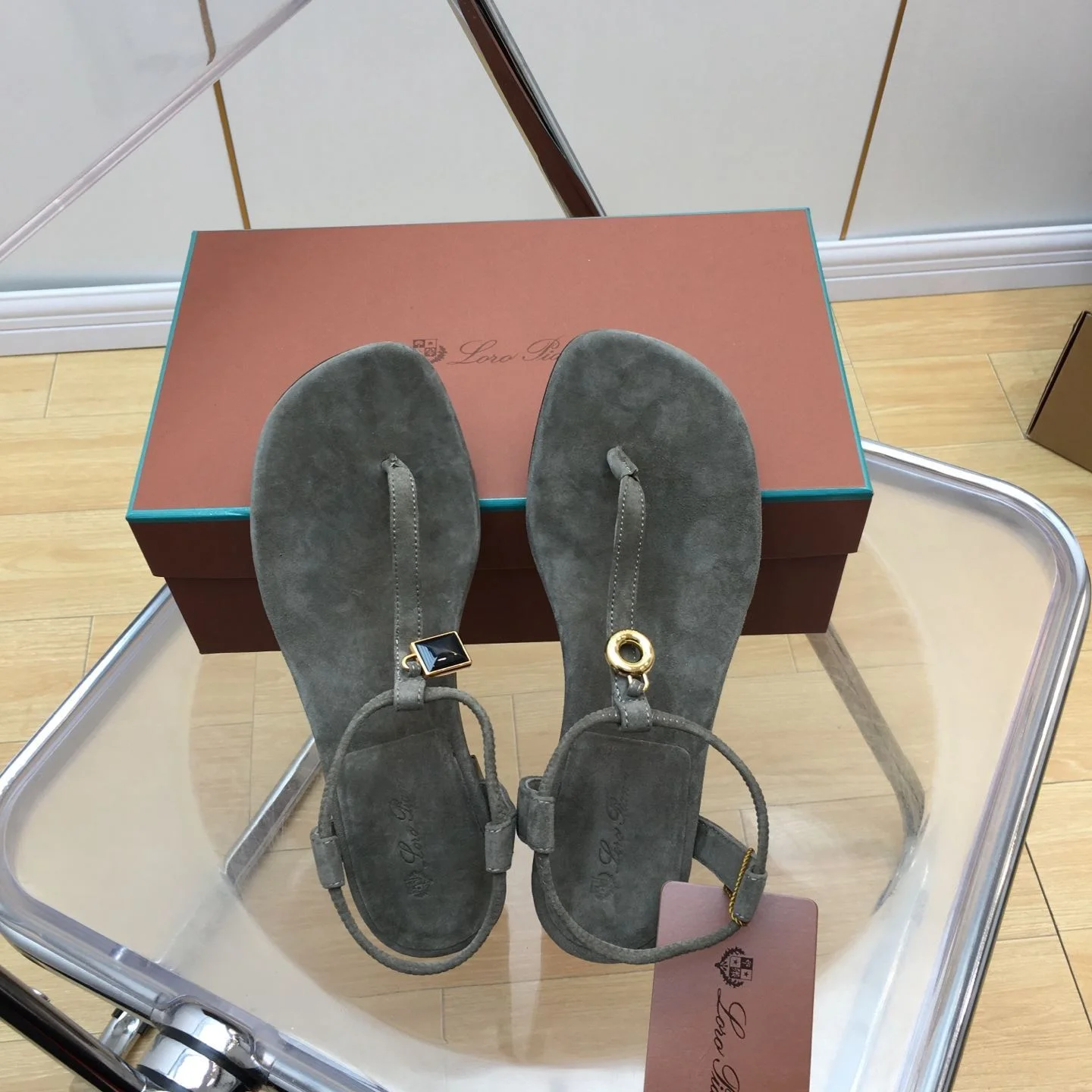 Supportive Loro Piana Sandals 6229