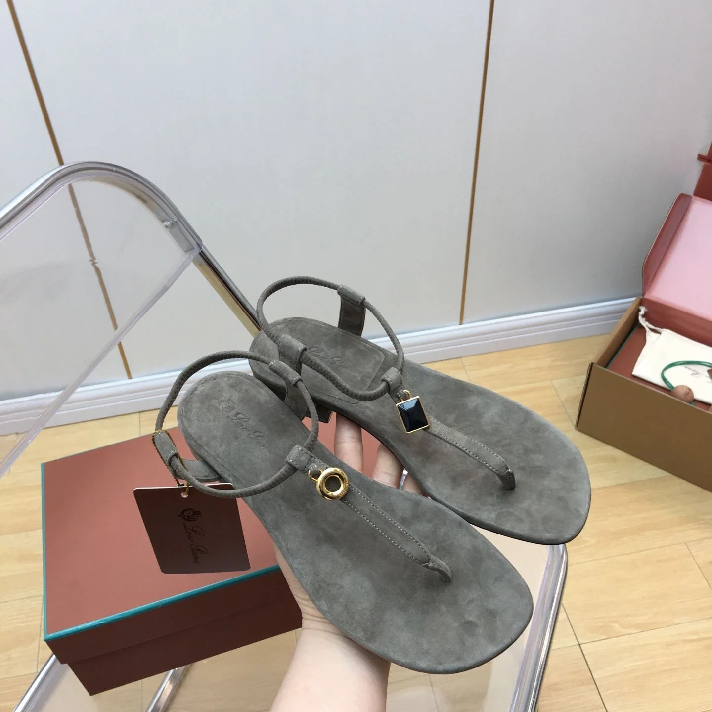 Supportive Loro Piana Sandals 6229