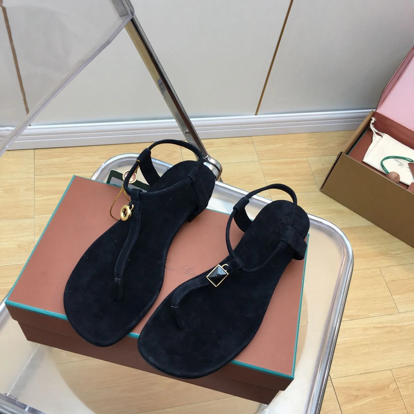 BestValue Loro Piana Sandals 6203