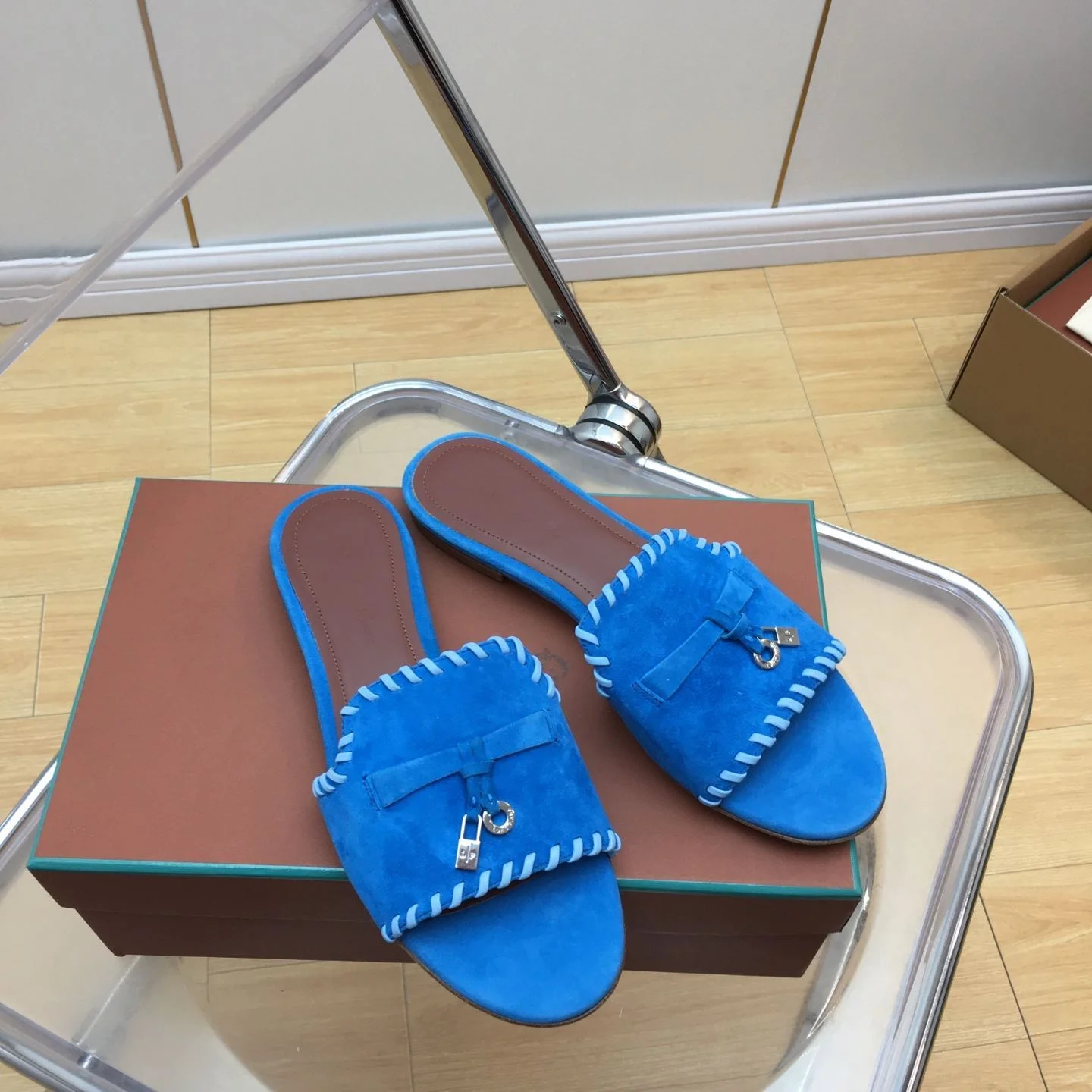 Affordable Loro Piana Sandals 6197
