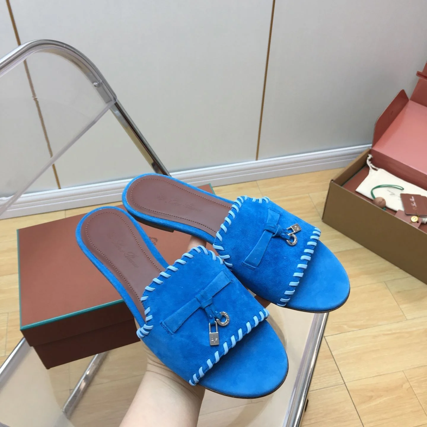Affordable Loro Piana Sandals 6197