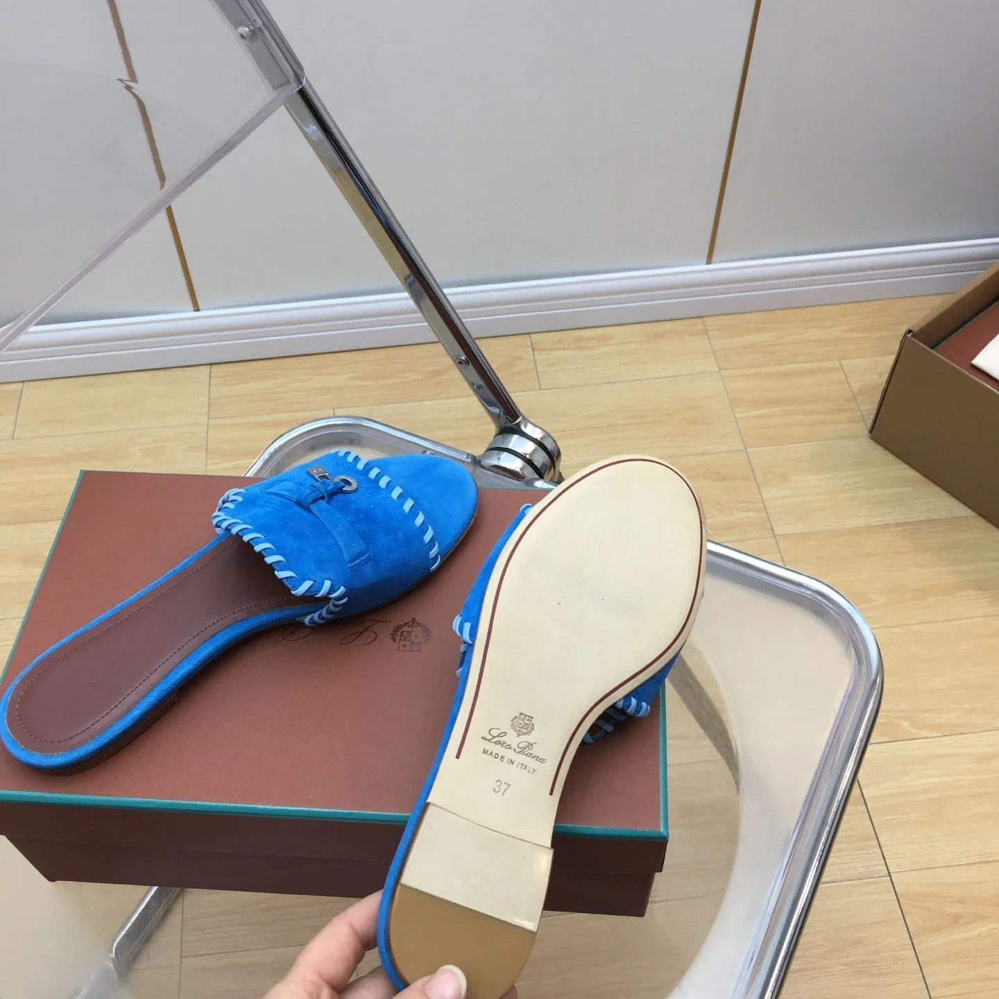 Affordable Loro Piana Sandals 6197