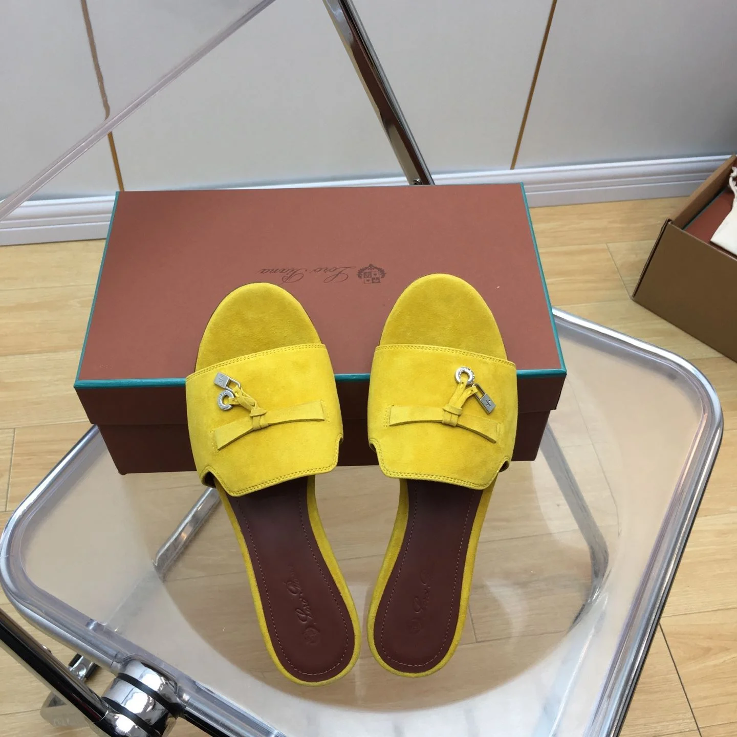 Tailored Loro Piana Sandals 6189