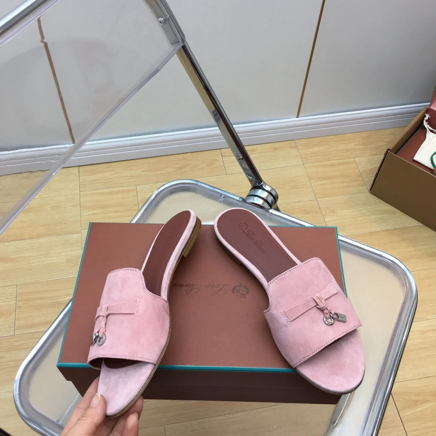 Efficient Loro Piana Sandals 6192