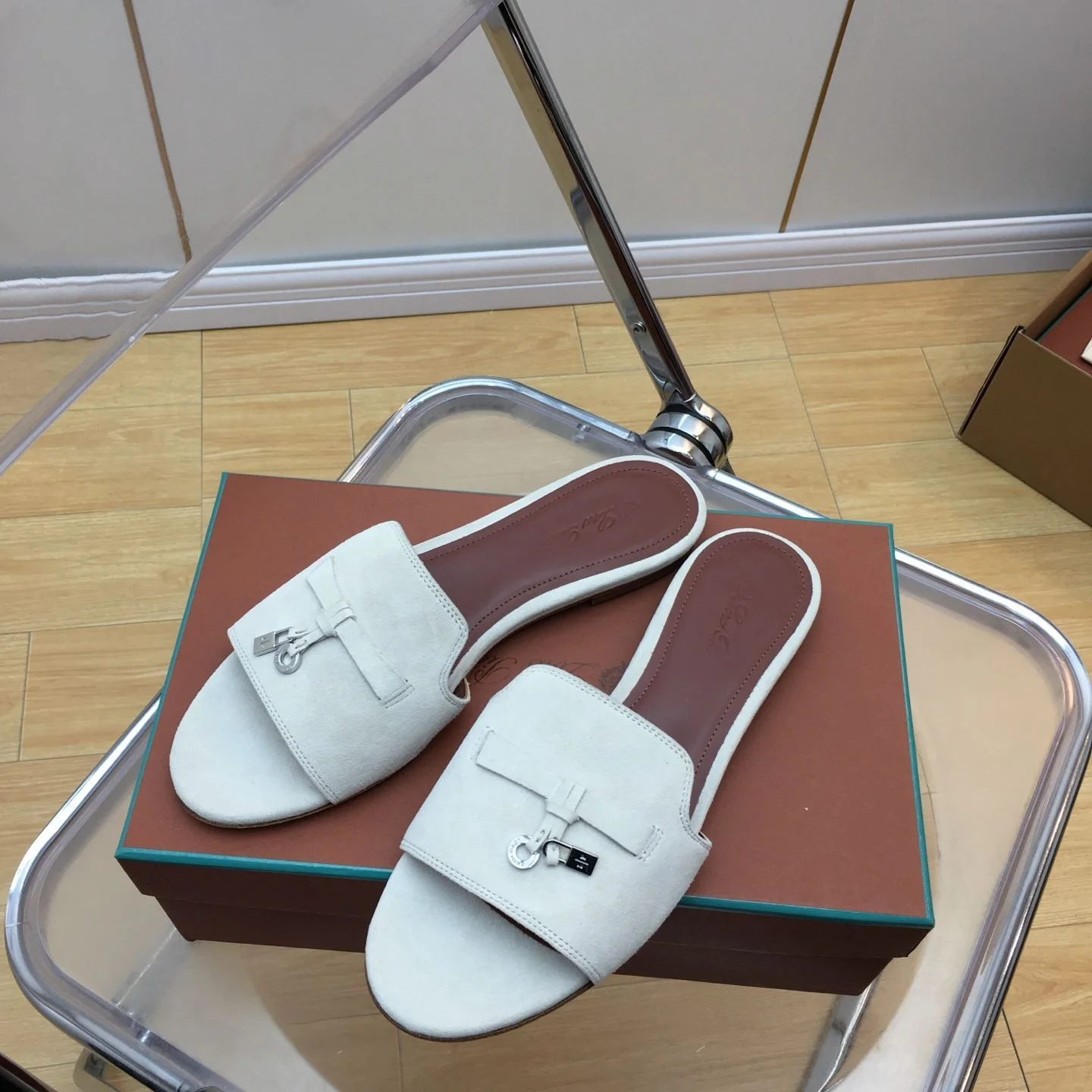 ModernLook Loro Piana Sandals 6204