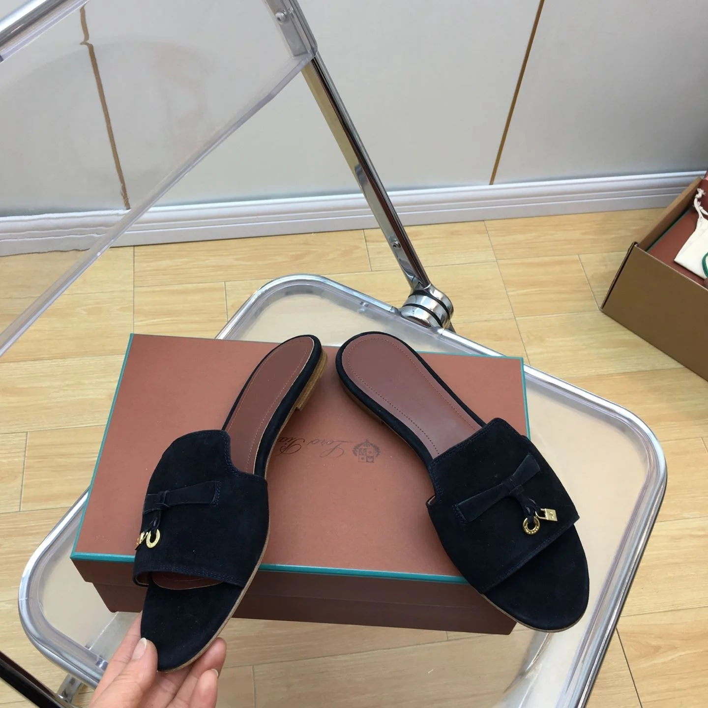 Loro Piana Sandals Classic 6182