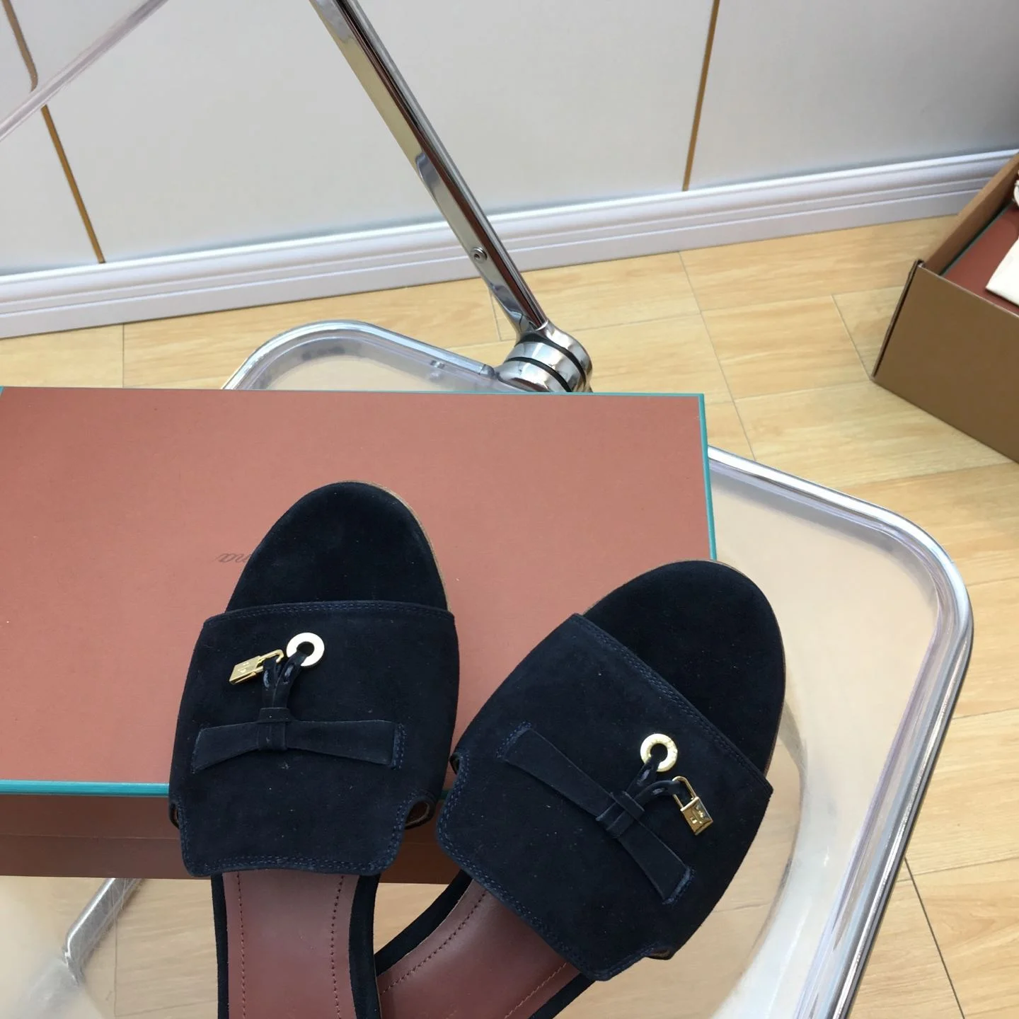 Loro Piana Sandals Classic 6182