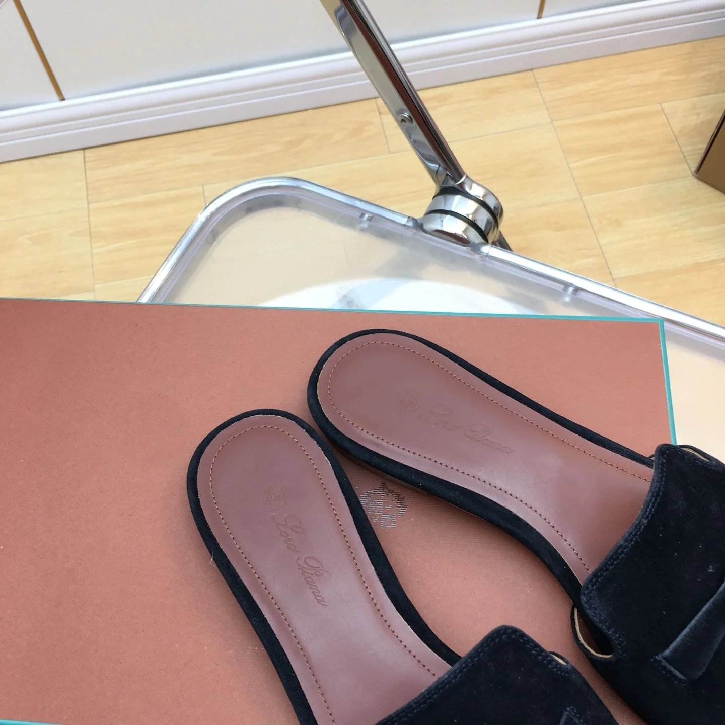 Loro Piana Sandals Classic 6182