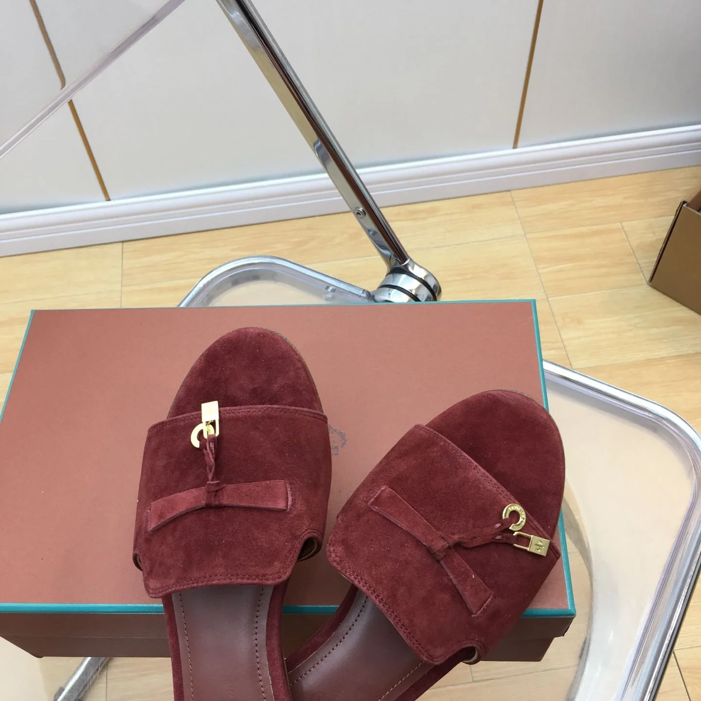 SunProtective Loro Piana Sandals 6187