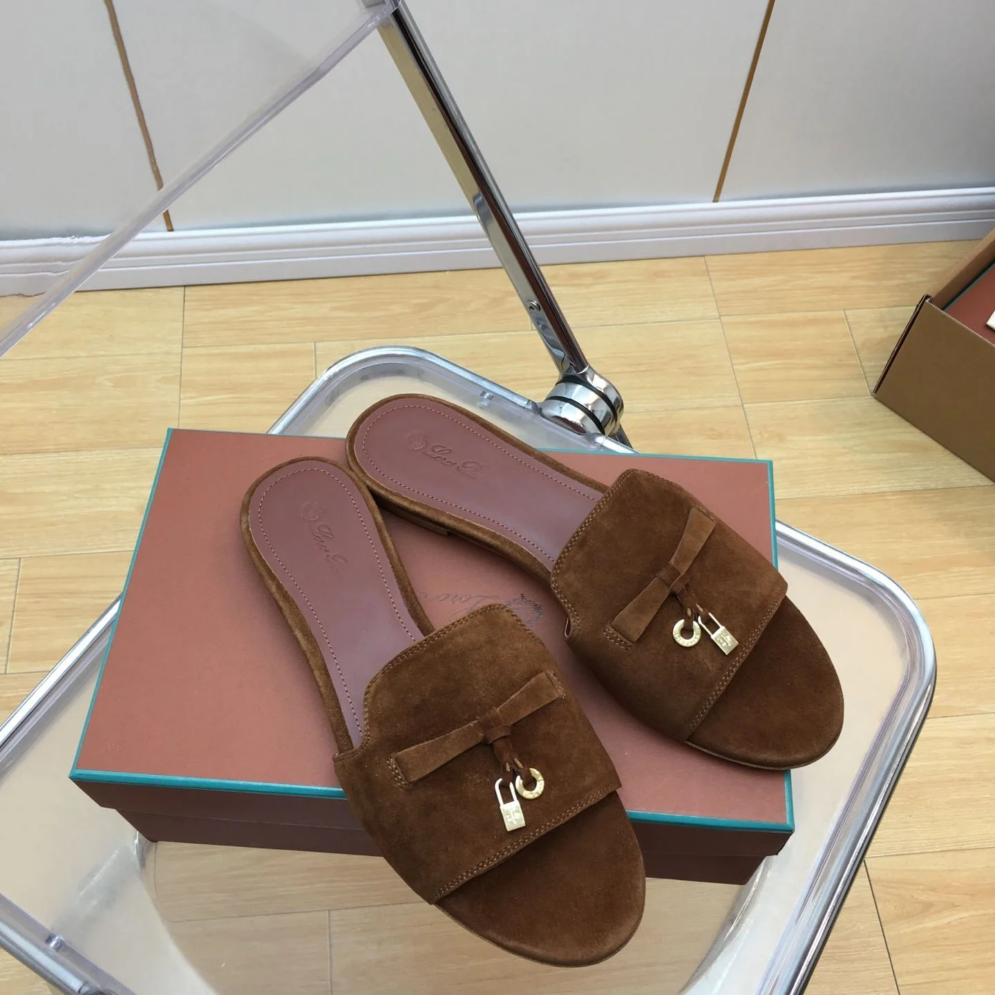 Loro Piana Sandals Elegant 6185