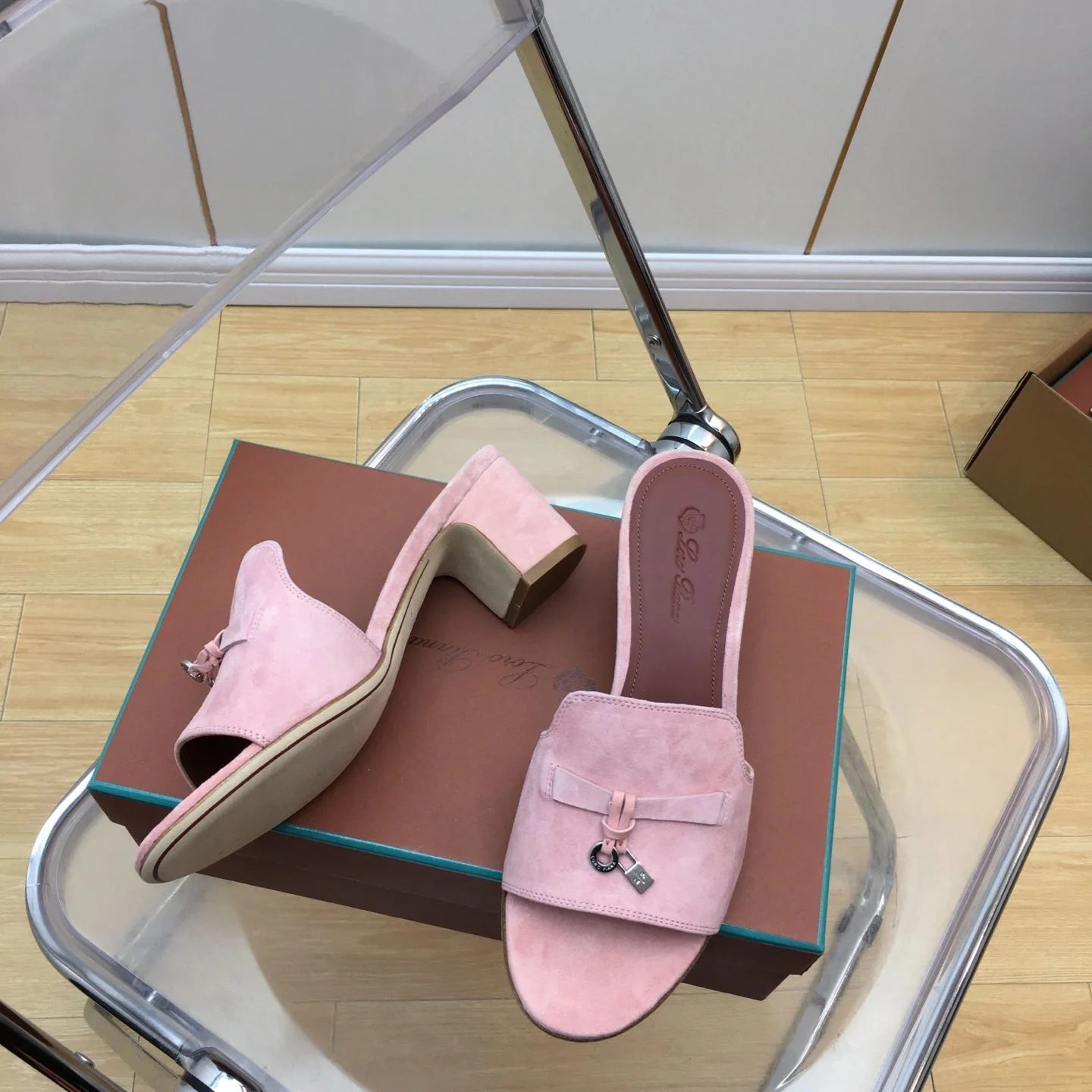 ModernLook Loro Piana Sandals 6222