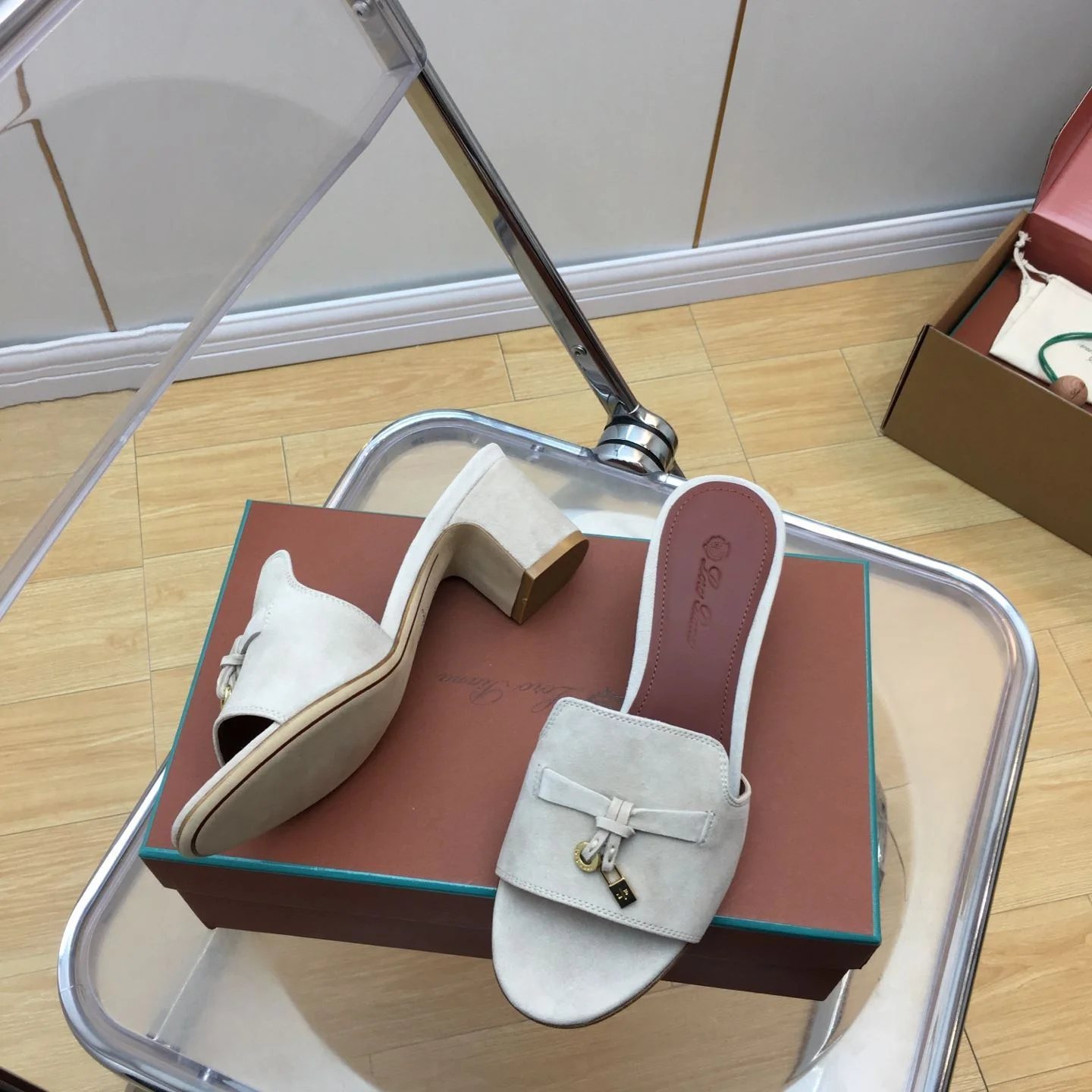 RelaxedFit Loro Piana Sandals 6174