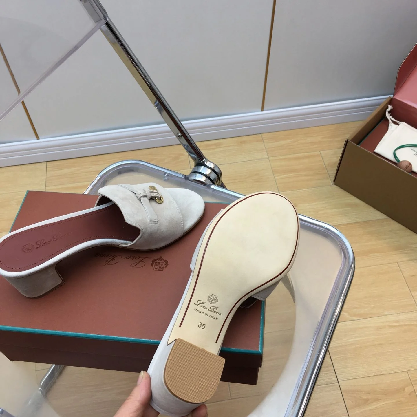RelaxedFit Loro Piana Sandals 6174
