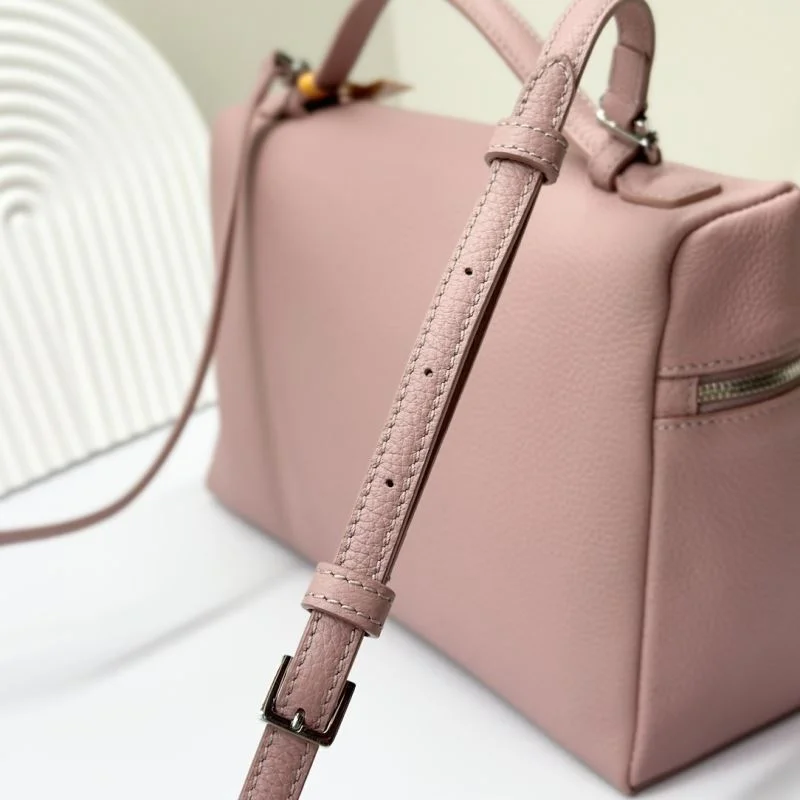 Sporty Loro Piana Satchel Bags 44323