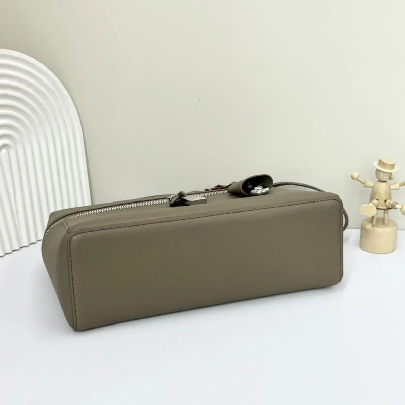 Compact Loro Piana Satchel Bags 44197