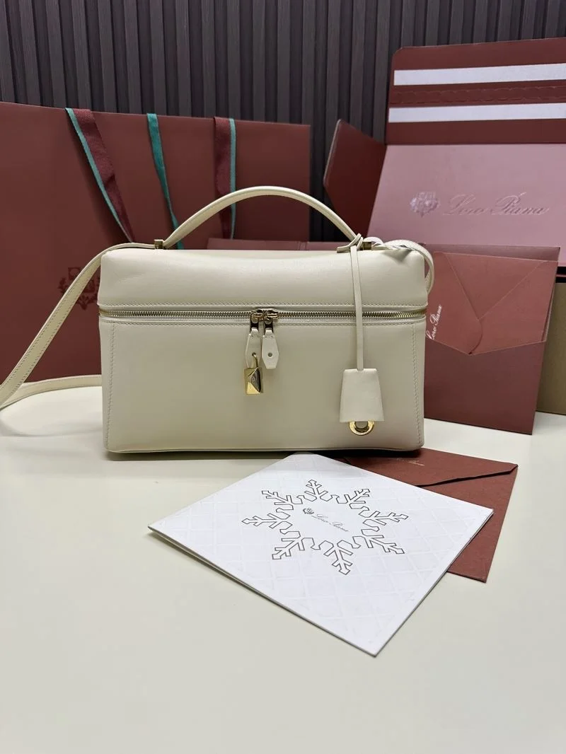 Cozy Loro Piana Satchel Bags 43982