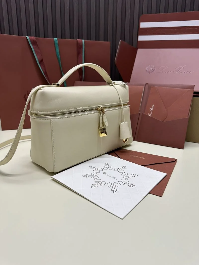 Cozy Loro Piana Satchel Bags 43982