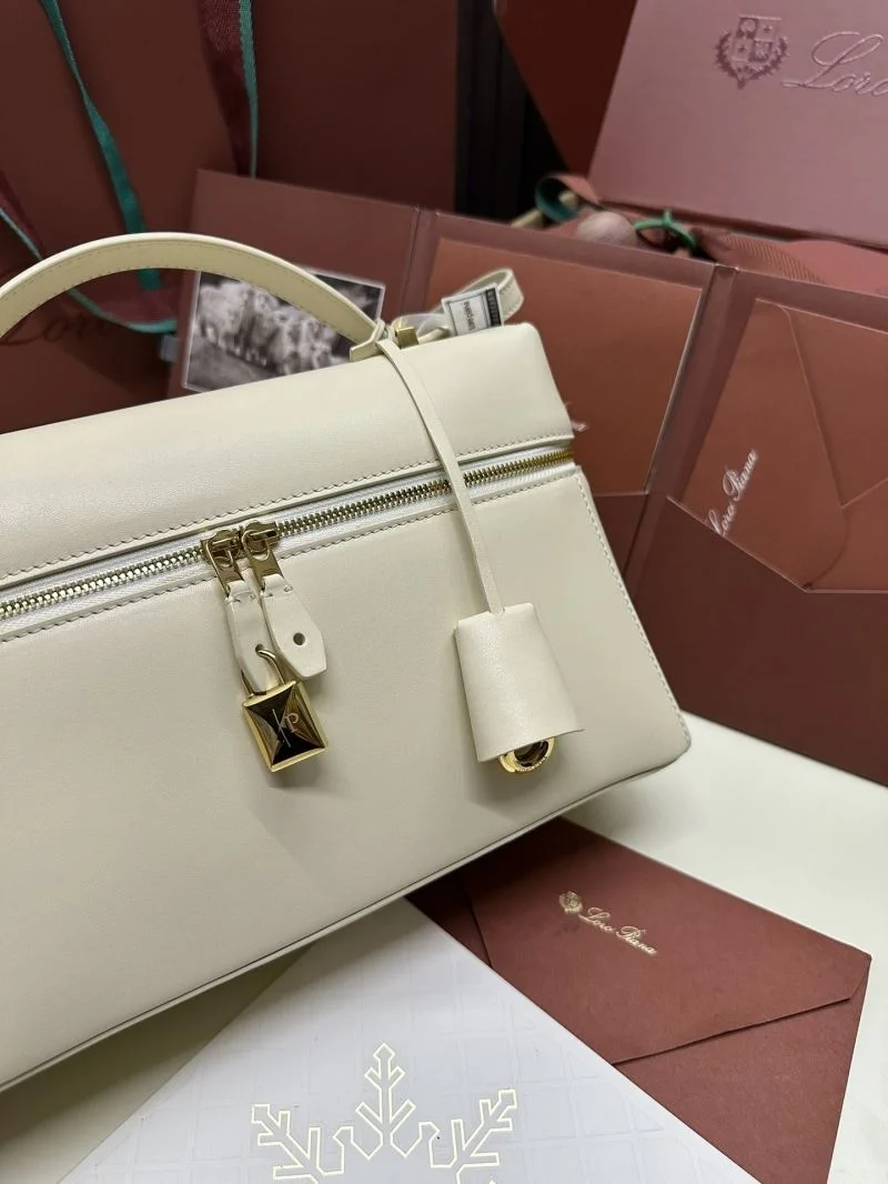 Cozy Loro Piana Satchel Bags 43982