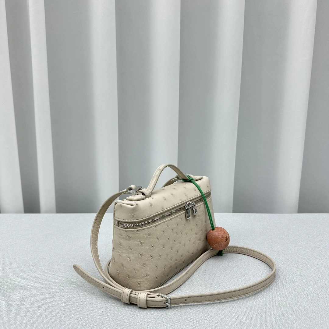 WellDesigned Loro Piana Satchel bags 69530