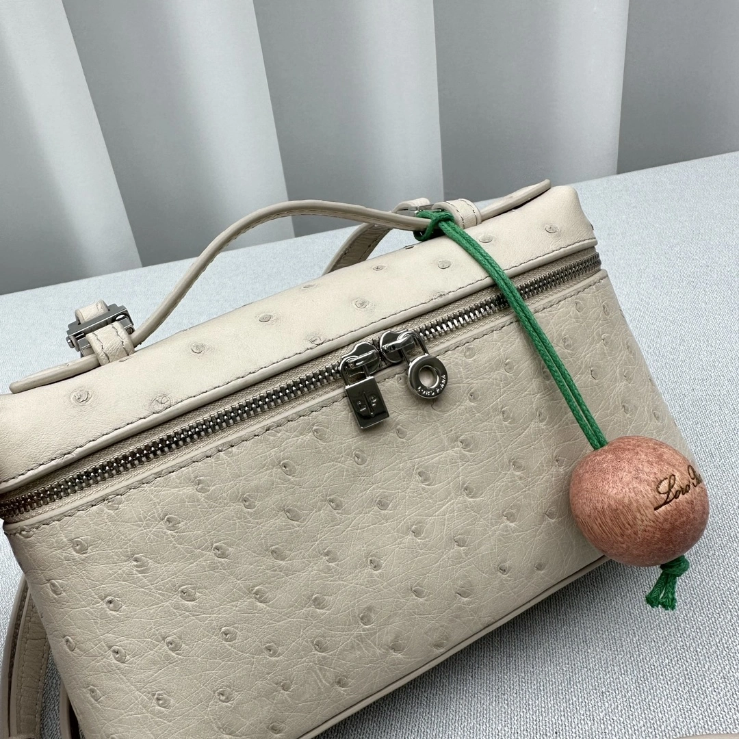 WellDesigned Loro Piana Satchel bags 69530