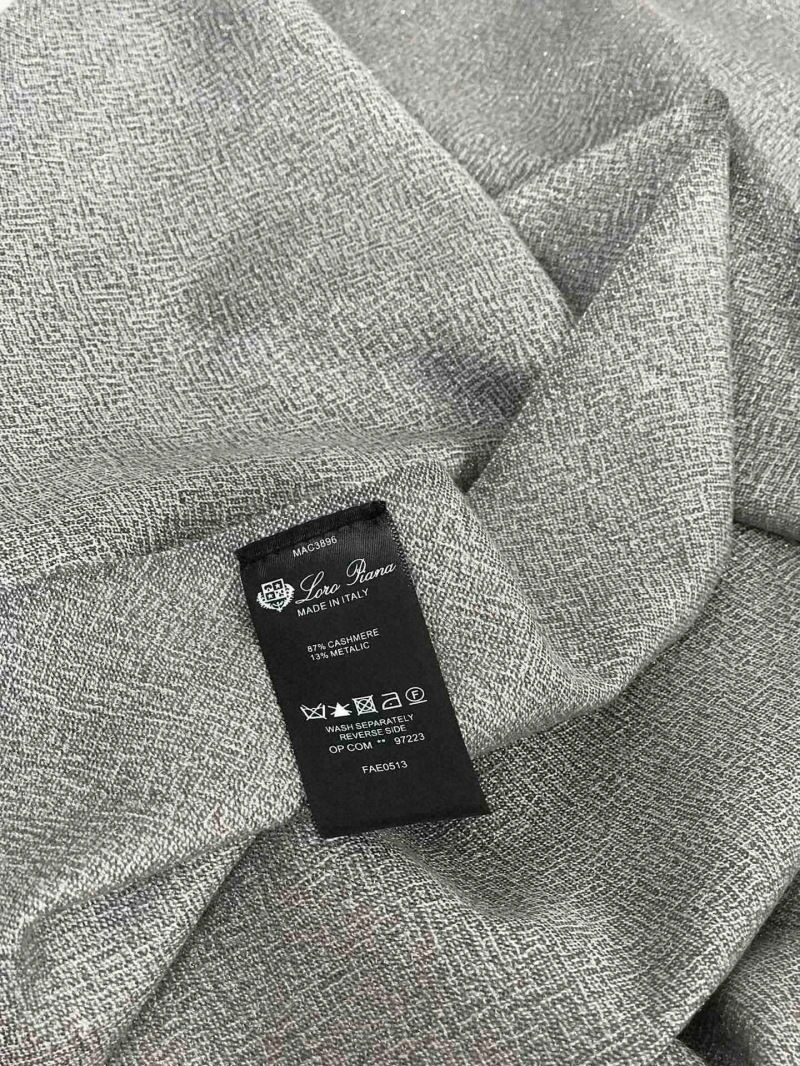 Loro Piana Scarf ZipUp 270943
