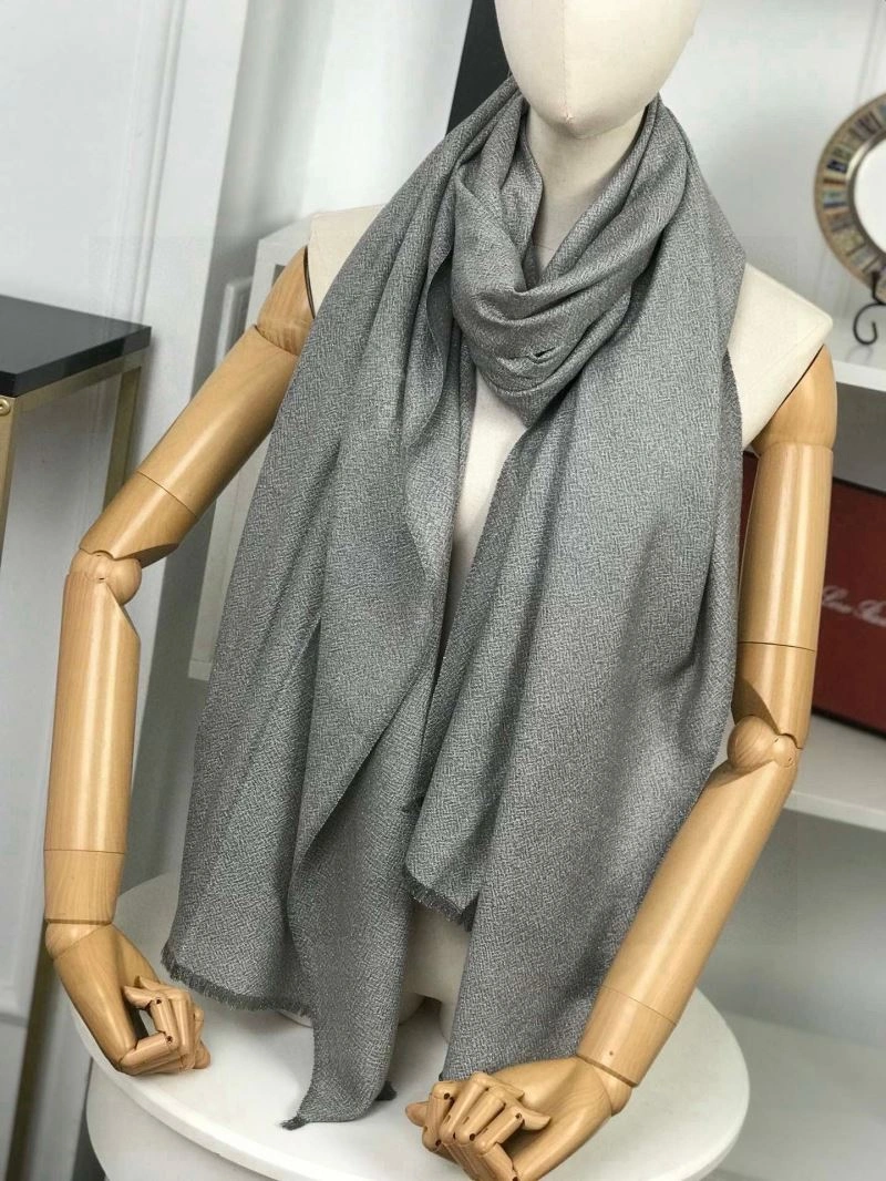 Loro Piana Scarf ZipUp 270943