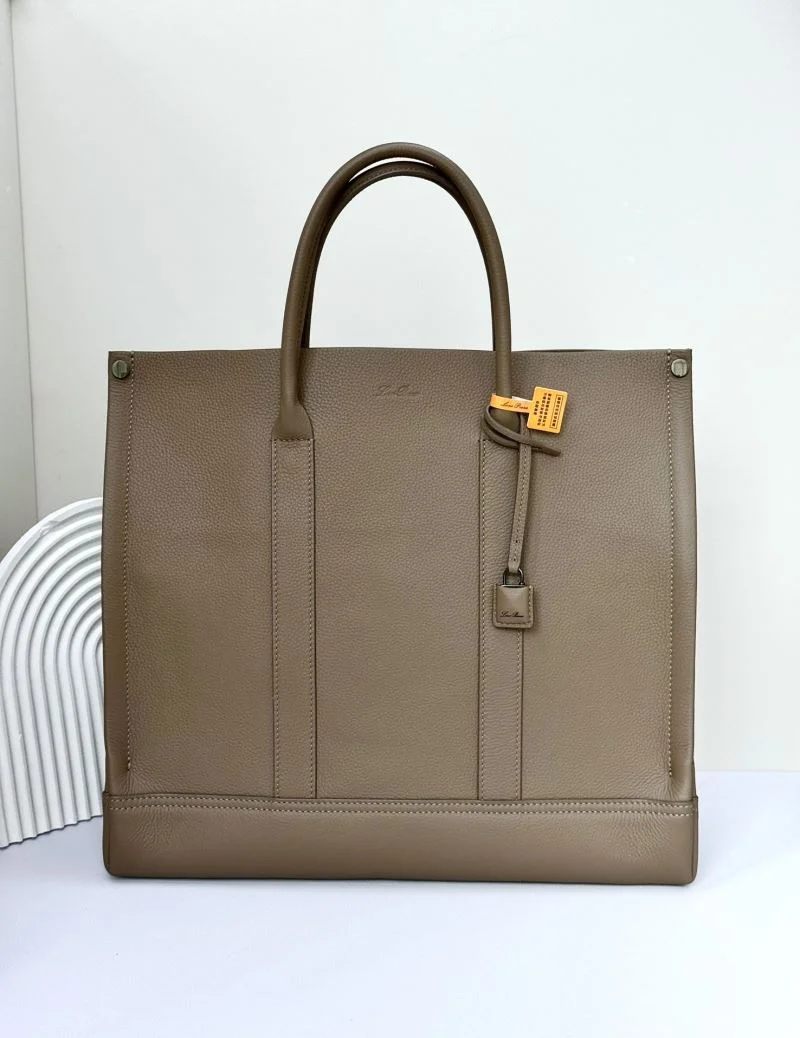 ModernLook Loro Piana Shopping Bags 44161