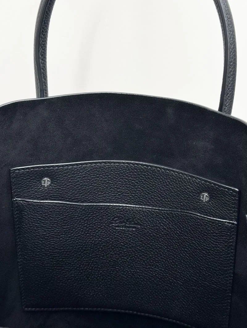 Bright Loro Piana Shopping Bags 44153