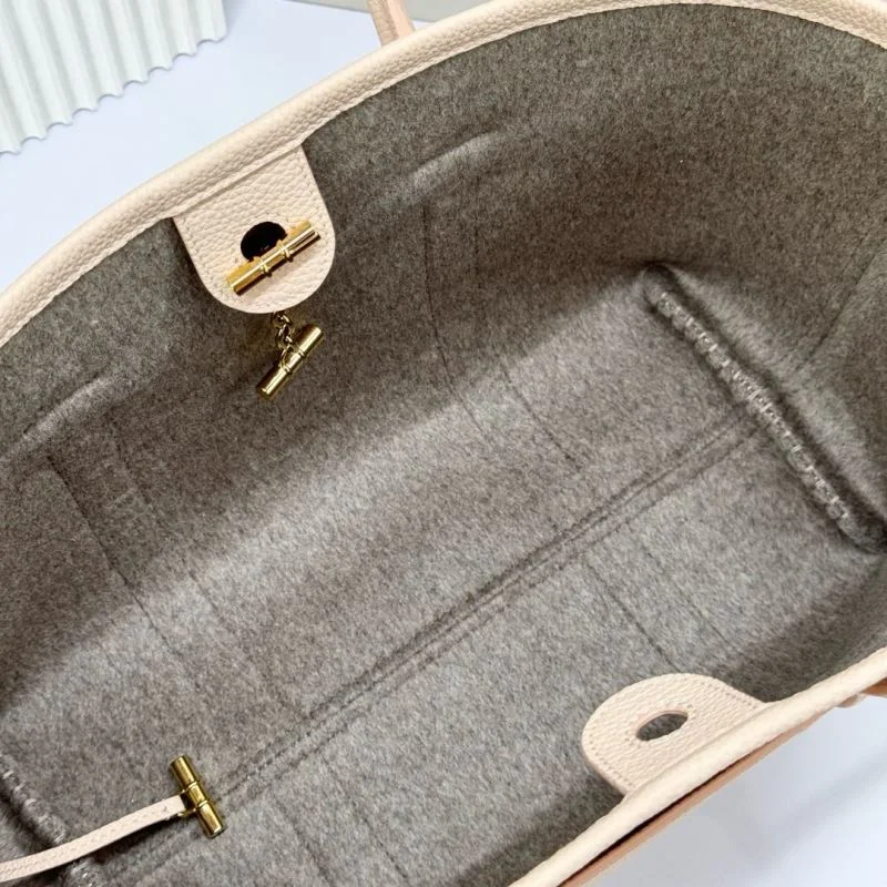 Tailored Loro Piana Shopping Bags 44154