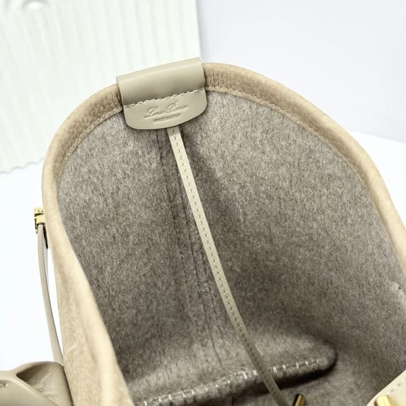 Loro Piana Shopping Bags Compact 44152