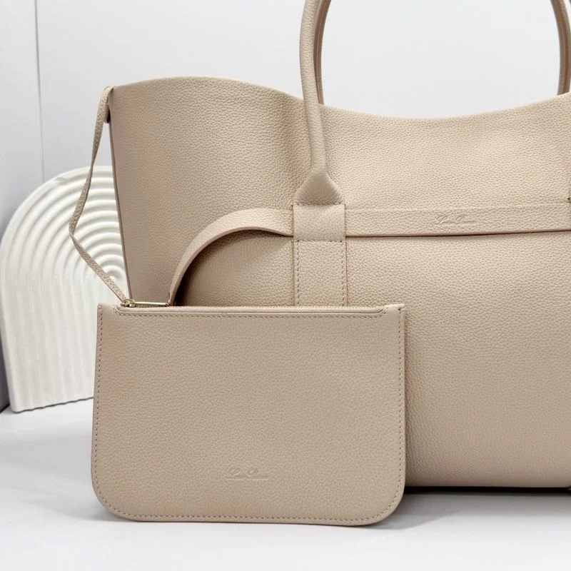 Sophisticated Loro Piana Shopping Bags 44141
