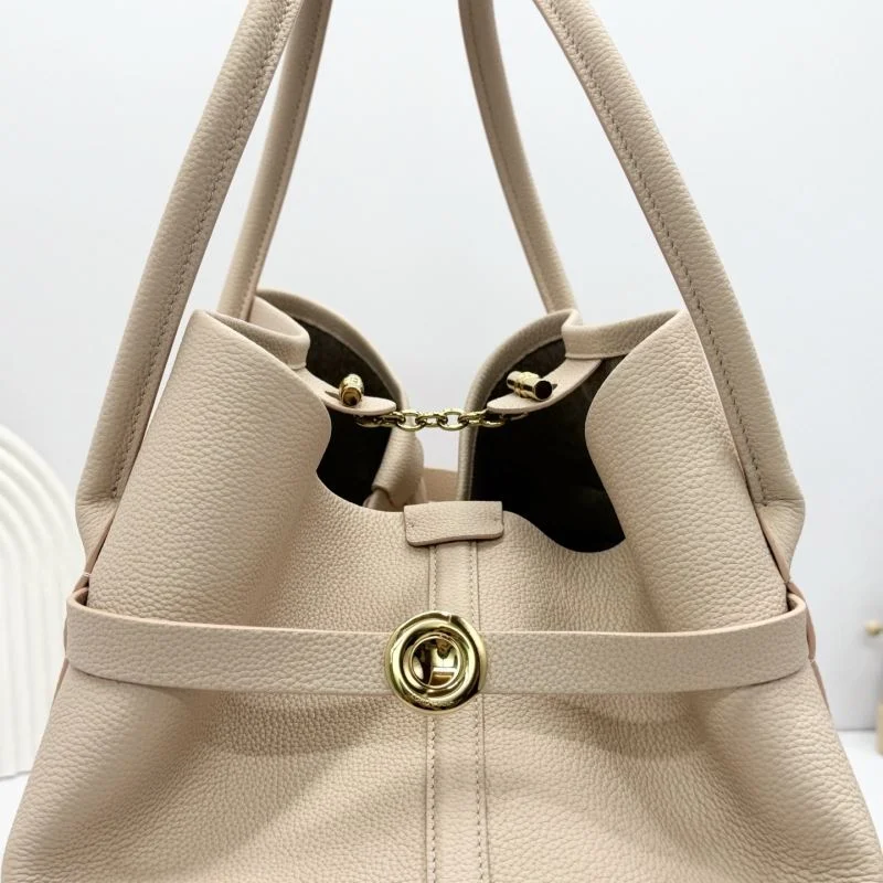 Sophisticated Loro Piana Shopping Bags 44141