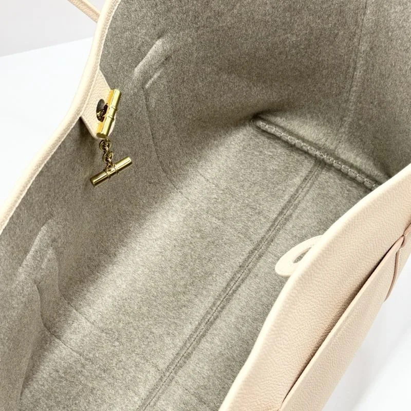 Sophisticated Loro Piana Shopping Bags 44141
