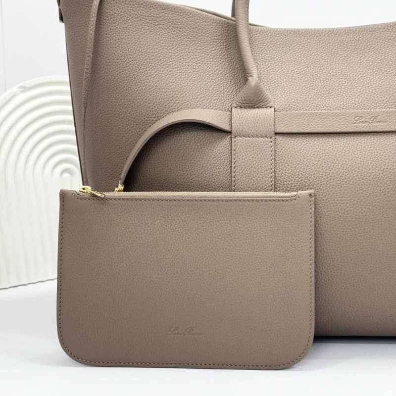 Loro Piana Shopping Bags Resilient 44143