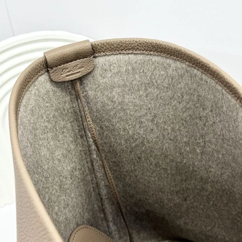 Loro Piana Shopping Bags Resilient 44143