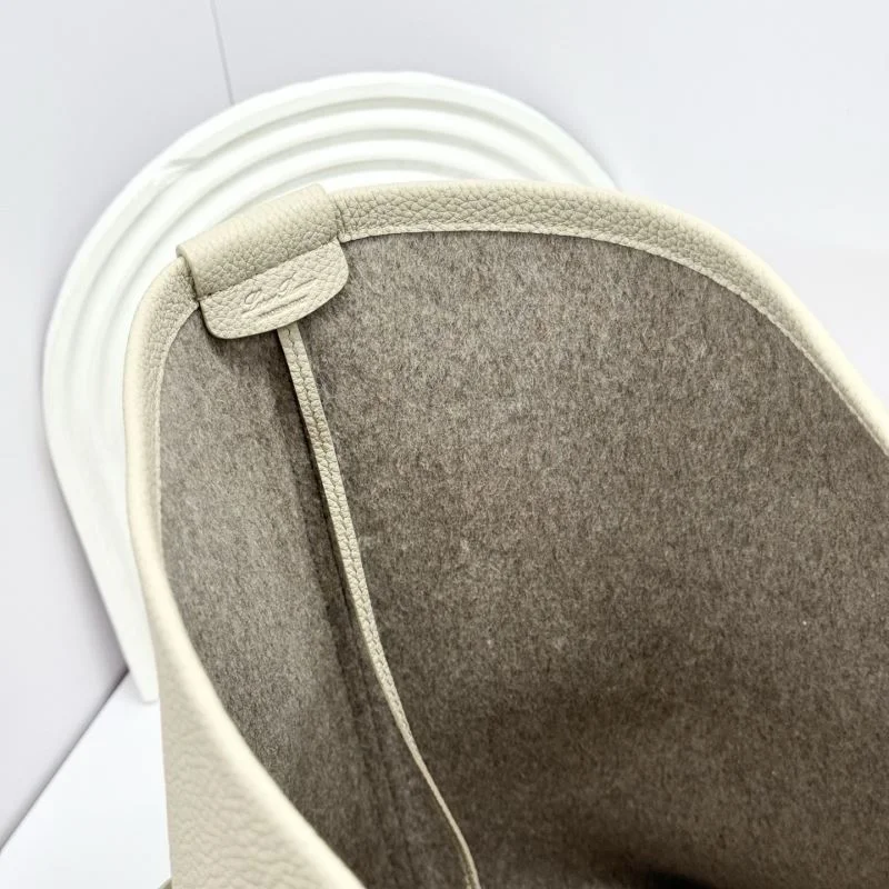 Bright Loro Piana Shopping Bags 44146
