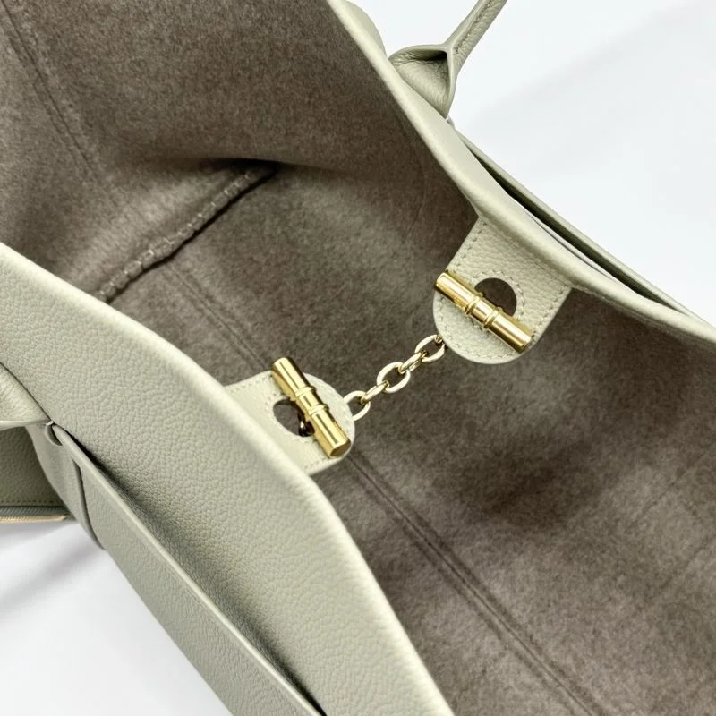 Loro Piana Shopping Bags Timeless 44147