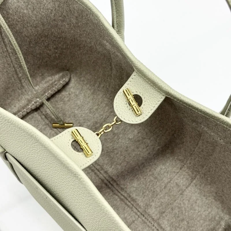 Casual Loro Piana Shopping Bags 44142
