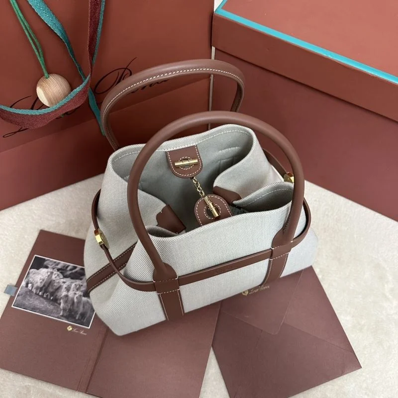 Classic Loro Piana Shopping Bags 43617