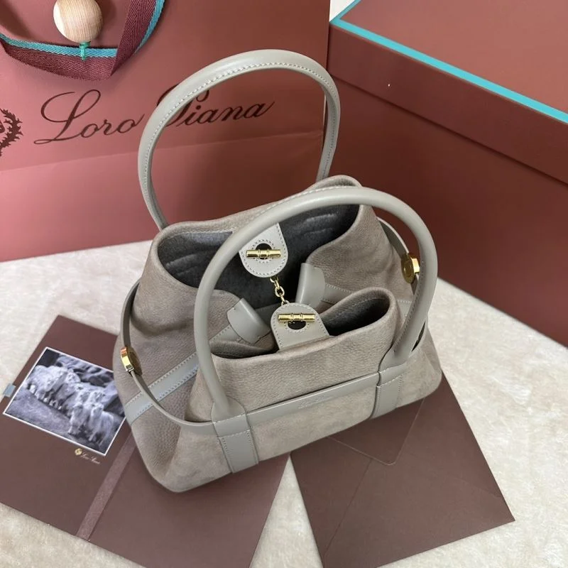 Loro Piana Shopping Bags Bright 43604
