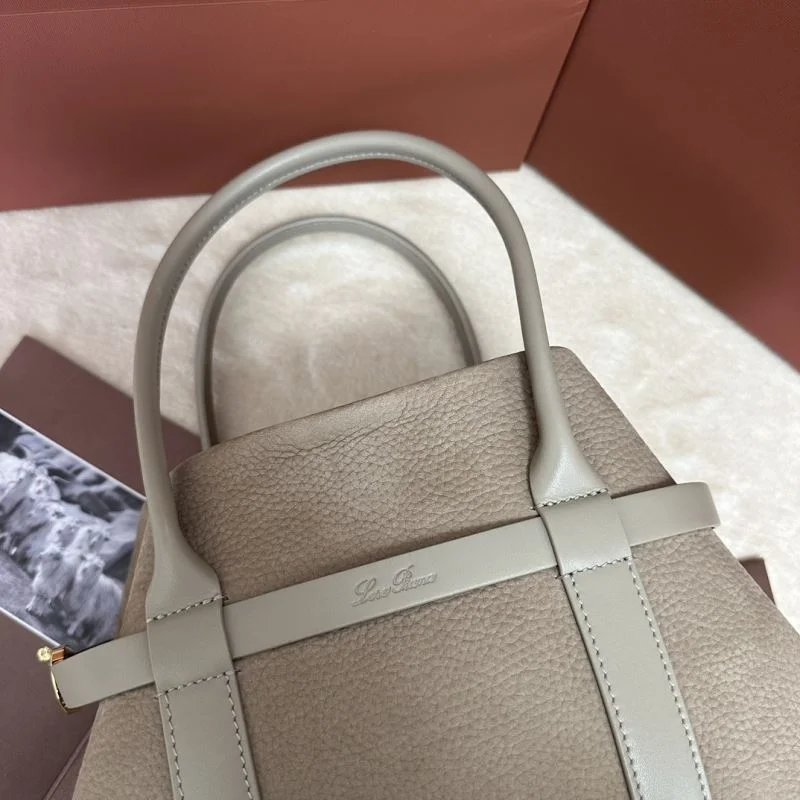 Loro Piana Shopping Bags Bright 43604