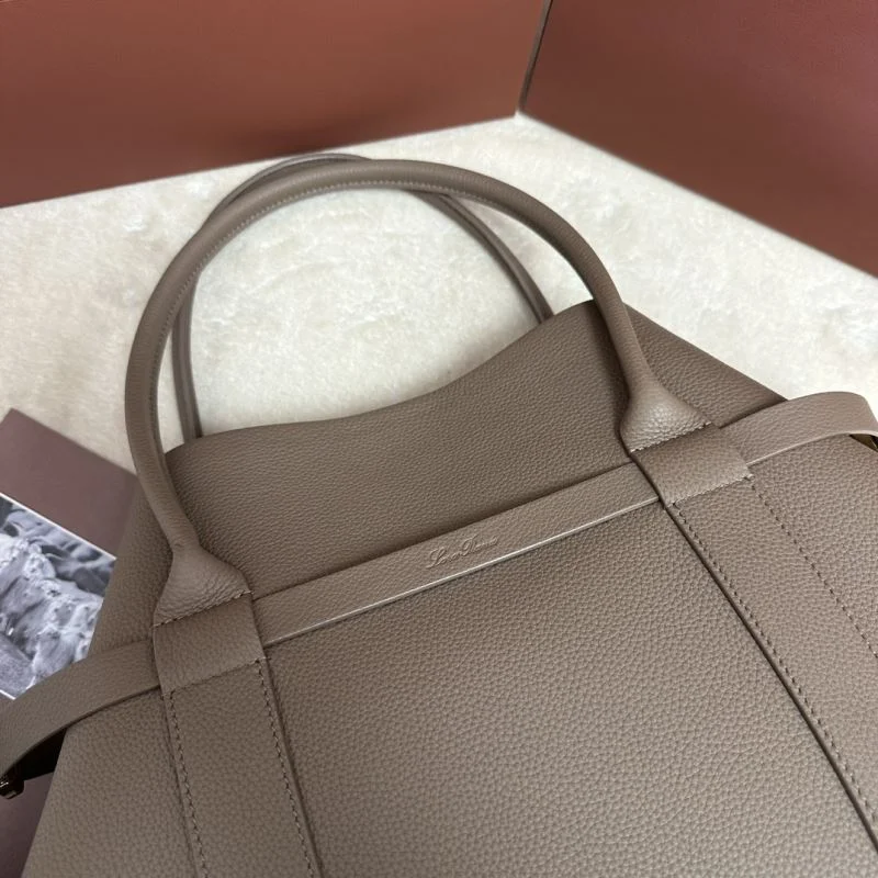 Loro Piana Shopping Bags GoAnywhere 43609