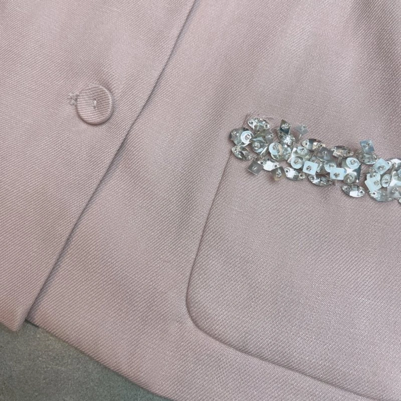 Trendsetting Loro Piana Short Suits 151534