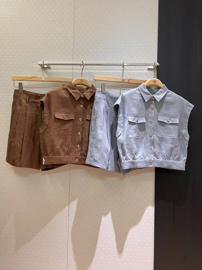 Loro Piana Short Suits Elegant 149408