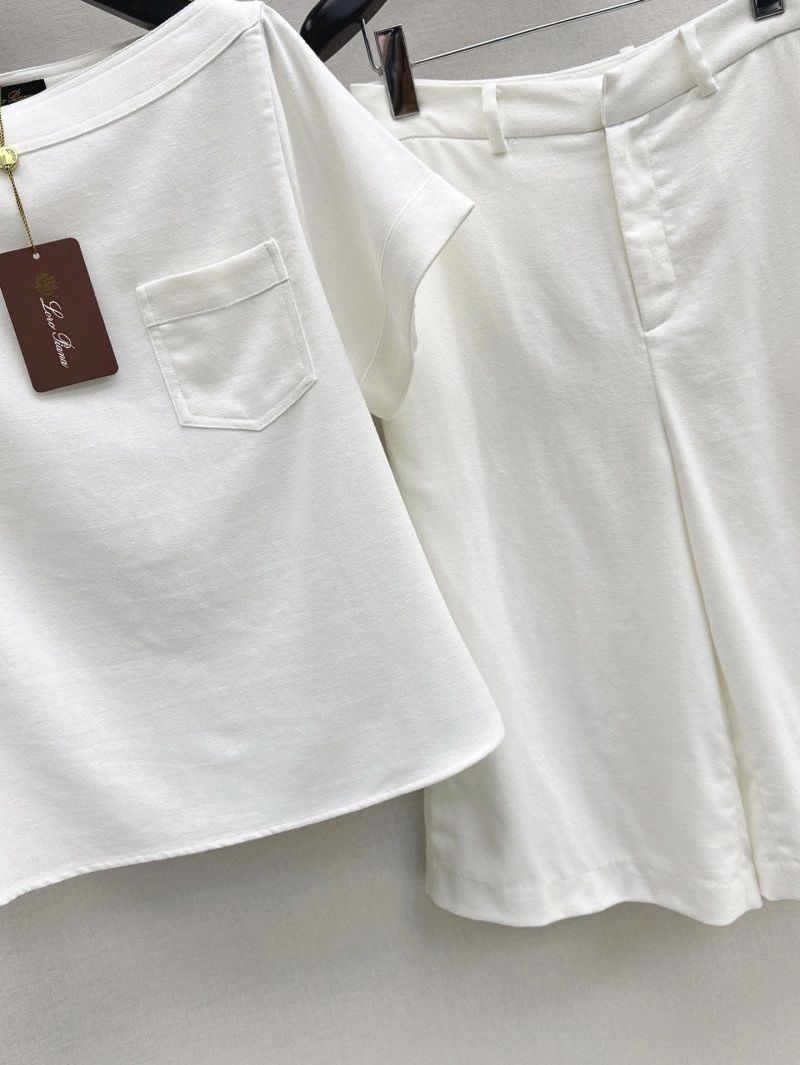 Compact Loro Piana Short Suits 149400
