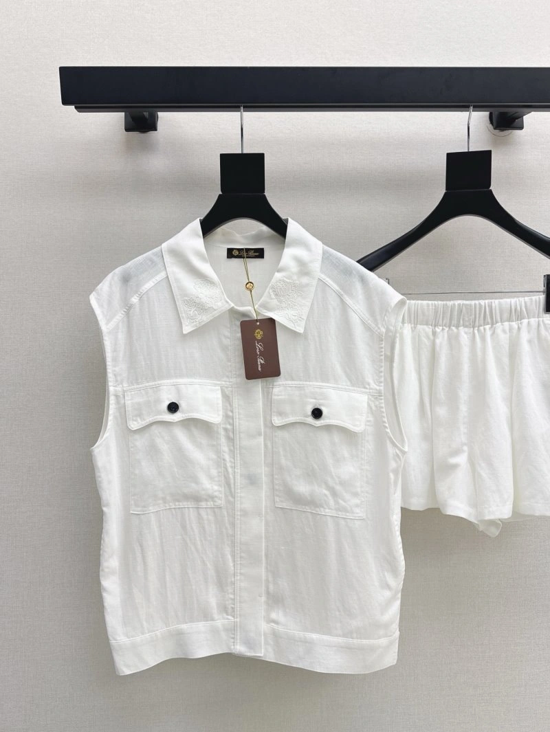 WaterResistant Loro Piana Short Suits 149409
