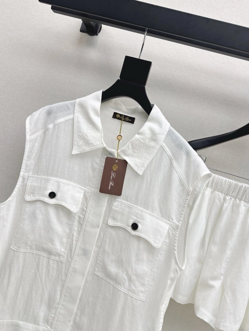 WaterResistant Loro Piana Short Suits 149409