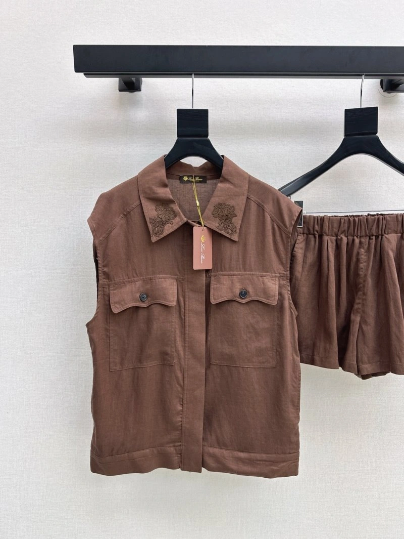 Loro Piana Short Suits Stylish 149404